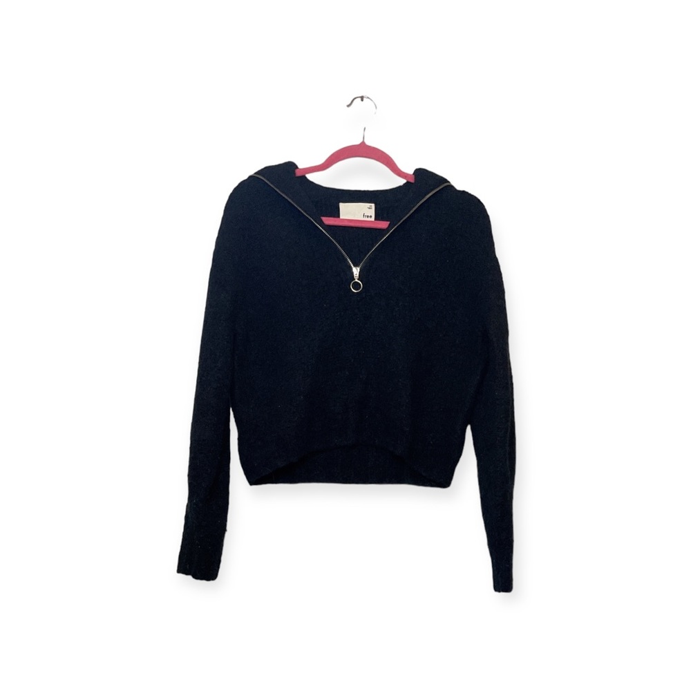 Women’s black, quarter zip Wilfred free sweater, size XS